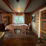 Arnestova - Villagehouse In Loen